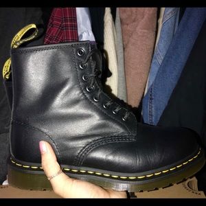 Dr. Martens Napa 1460
